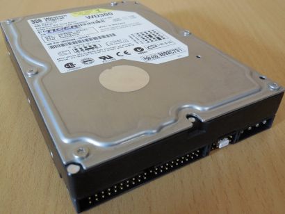 Western Digital Caviar WD300BB-00AUA1 HDD IDE ATA 30GB 3.5 Festplatte 2MB* F691