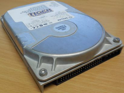 Seagate ST31081A Conner CFS1081A HDD IDE ATA 1080MB Festplatte 3600rpm 64KB*F701