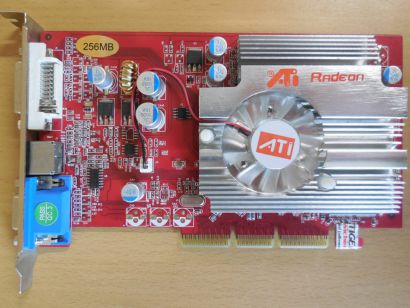 ATI Radeon 9600 Pro RV350 256MB 128Bit VGA TV-Out DVI Retro AGP Grafikkarte*g596
