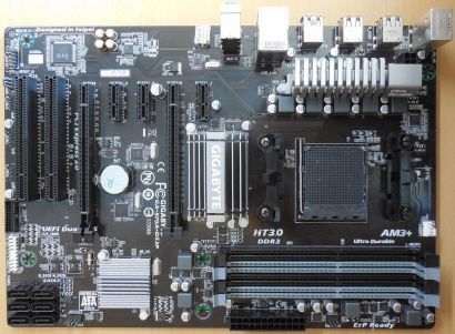 Gigabyte GA-970A-DS3P Rev2.1 Mainboard +Blende AMD 970A Sockel AM3+ DDR3* m1055