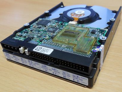 IBM Deskstar 25GP DJNA-352500 Retro HDD IDE ATA 25GB 3.5 Festplatte 2MB* F862