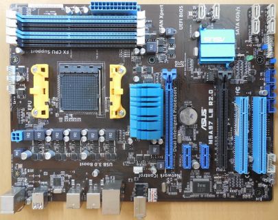 Asus M5A97 LE R2.0 Rev 1.0 Mainboard Sockel AM3+ PCIe DDR3 USB3.0 GbE LAN* m1167