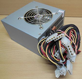 Enermax EG465AX-VE (G) ATX 12V Ver1.2 460Watt Computer PC Netzteil 8xMolex*nt267