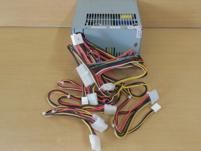 FSP ATX-300GT 300 Watt Retro ATX PC Computer Netzteil P4 AUX Molex Floppy* nt91