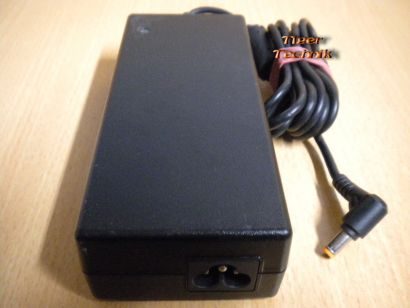 Delta Electronics Inc. SADP-135EB B AC DC Adapter 19V 7.11A Netzteil* nt489