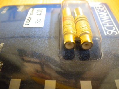 Schwaiger CIK 8127 2x Cinch Kupplung Gold 1x rot 1x schwarz Lötversion * so430
