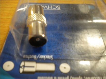 Schwaiger ÜST 8027 Koaxial Übergangsstück Koax Stecker Koax Buchse Metall* so437