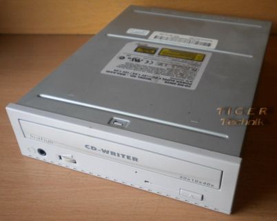 Ultima WRA-KA40 CD-RW Brenner JustLink ATAPI IDE beige* L173