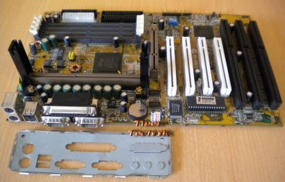 Gigabyte GA-686LX4 Rev 2.0 Mainboard + Blende Slot 1 Intel 440LX 3x ISA* m554