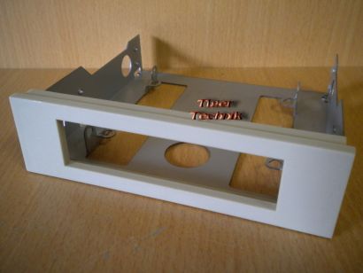Einbaurahmen für 3.5 Zoll Geräte in 5.25 Zoll Schächte dazu Blende beige* PZ136
