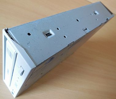 Yamaha CRW4416S CD RW Brenner ROM Laufwerk SCSI 50 pol pin beige* L293