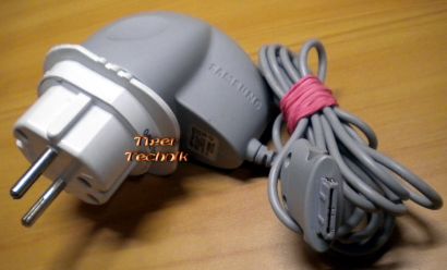 Samsung TAD137USE Travel Adapter 5V 0.7A Netzteil* nt779