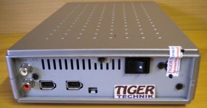 YAMAHA CRW3200IX IEEE 1394 FireWire SafeBurn CD-RW Externer Brenner silber* L324 YAMAHA CRW3200IX IEEE 1394 FireWire SafeBurn CD-RW Externer Brenner silber* L324