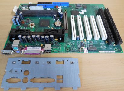 FSC D1107-B11 GS 2 Mainboard + Blende 2x ISA Slot 1 Intel 440BX AGP PCI* m655