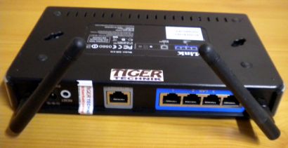 D-Link DIR-615 Wireless N Router bis zu 300 Mbit WPA2 SPI NAT Firewall * nw450
