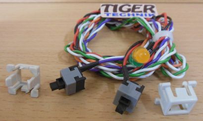 Standard Power und Reset Schalter + Halterungen mit Power und HDD LEDs* pz365