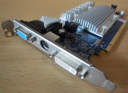 Sapphire Radeon HD2400 Pro 256M 64Bit DDR2 PCI-E VGA TVO DVI-I Grafikkarte* g339