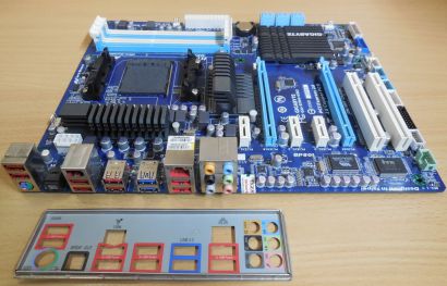 Gigabyte GA-970A-UD3 Rev1.0 Mainboard +Blende AMD 970A Sockel AM3 PCIe DDR3*m787