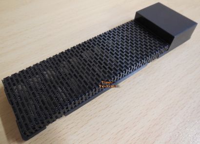 Cooler Master Laufwerkplatz Abdeckung Gehäuseblende Metall Gitter Schwarz* pz433