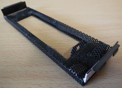 Cooler Master Laufwerkplatz Abdeckung Adapter für 2,5 Zoll Gitter Schwarz *pz437