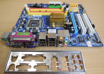 Gigabyte GA-EG31MF-S2 Rev2.0 Mainboard +Blende Sockel 775 DDR2 PCIe VGA LAN*m859