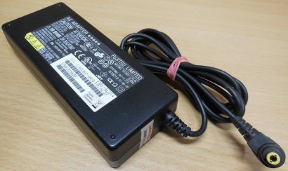 FUJITSU Model SEB100P2-19.0 CA01007-0920 AC DC Adapter 19V 4.22A Netzteil* nt642