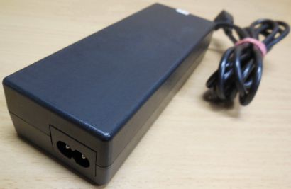 FUJITSU Model SEB100P2-19.0 CA01007-0920 AC DC Adapter 19V 4.22A Netzteil* nt642
