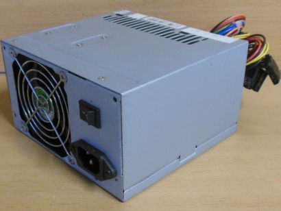 HEC HEC-300AR-PTF 300 Watt ATX PC Computer Netzteil SATA Molex Floppy P4* nt1496