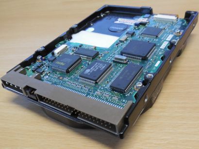 Fujitsu MPB3032AT HDD IDE ATA 3.24GB Retro 3.5 Festplatte 5400rpm 256KB* F323