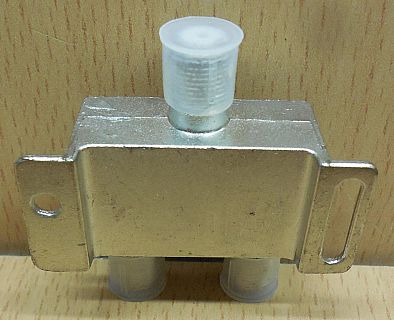 Schwaiger VTF 7822 SAT Verteiler 2 fach 1x In 2x Out Frequenzen 5-1000MHz* so866