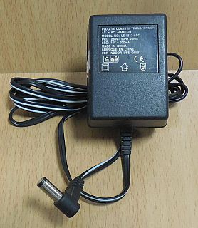 LS-1513-ADT AC AC Adapter 10V 300mA Netzteil Plug In Class II Transformer* nt894