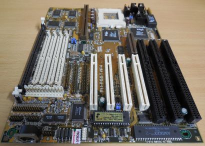 Asus P/I-P55TVP4 Retro AT Mainboard Sockel 7 EDO SD RAM 3x ISA PCI IDE USB* m983