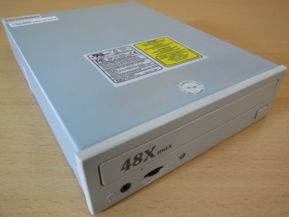 Pan International 482D Retro CD ROM Laufwerk ATAPI IDE beige 48X* L503