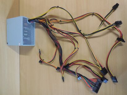 Antec EARTHWATTS EA-430D 430Watt PC Netzteil 20+4pin 4pin SATA Molex FDD* nt1522