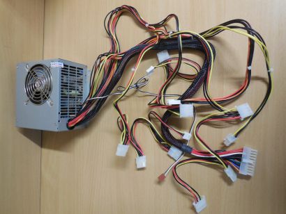 Enermax EG365P-VE 350Watt Computer PC Netzteil ATX 12V 8xMolex AUX* nt1533