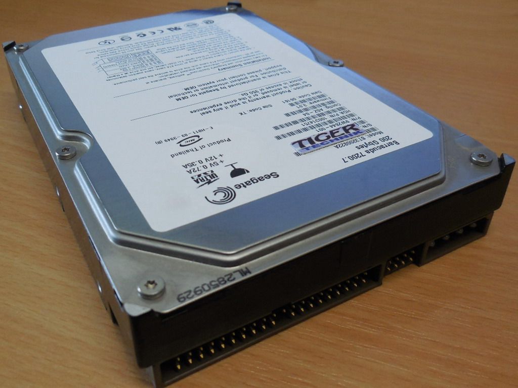 品】Seagate Barracuda 7200.7 Disque Dur Interne 200 Go(品)-