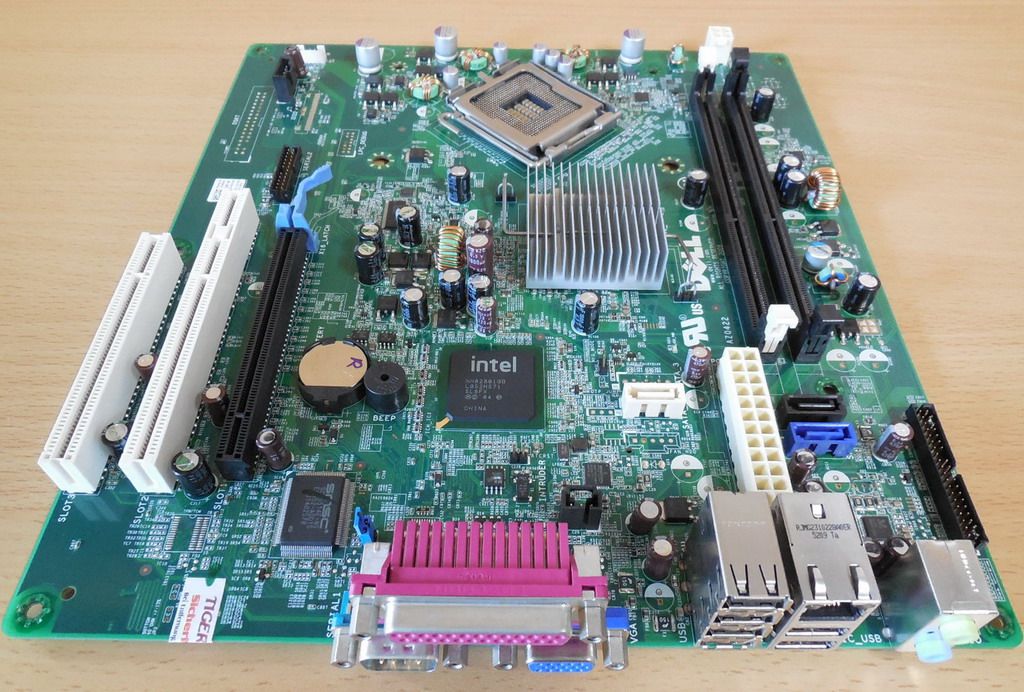 Dell Optiplex 380 Mainboard 0HN7XN Rev A01 Sockel