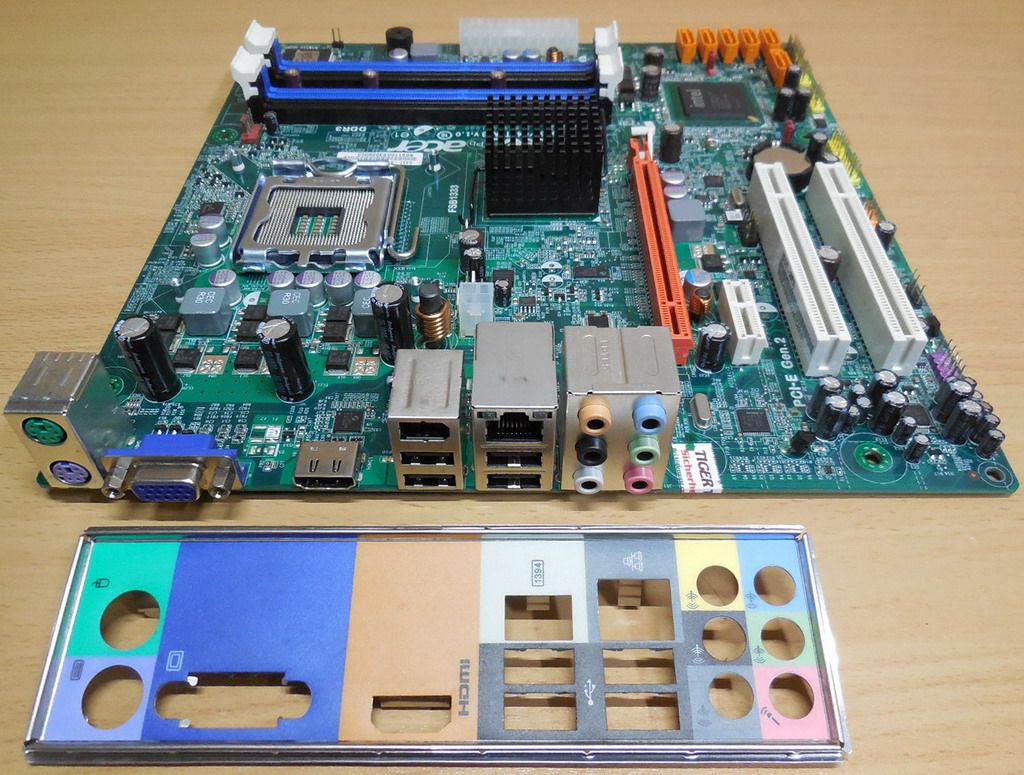 Acer Aspire M3800 Mainboard +Blende G45T G43T-AM3 V1.0 VGA DDR3 P