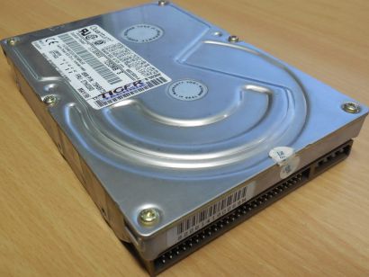 Quantum Fireball FB12S012 HDD SCSI 50-pin 1280MB Festplatte 5400rpm 128KB* F711