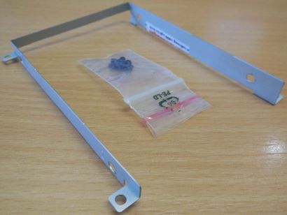 Dell T712G Studio 1555 1557 1558 SSD HDD Festplatten Rahmen Caddy Einbau* nb28