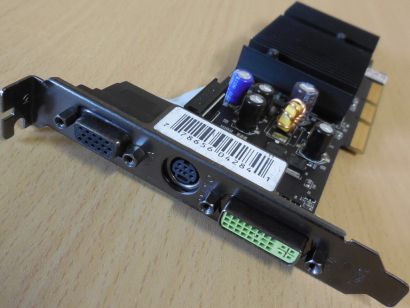XFX GeForce 6200 PV-T44A-PANG 128MB DDR2 DVI-I TV VGA RETRO AGP Grafikkarte*g608