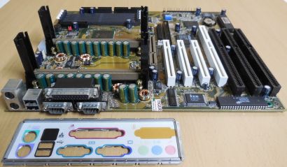 Gigabyte GA-686DLX Rev 1C Mainboard +Blende Dual Slot 1 AGP 3x ISA 4xSDRAM*m1060