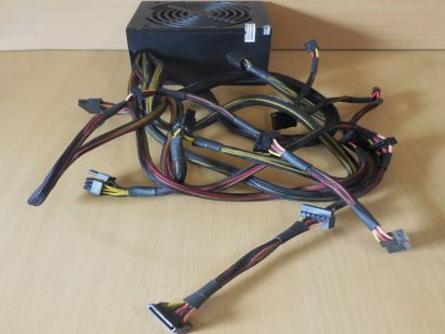 Corsair VS550 550 Watt ATX PC Computer Netzteil 550W PCIe SATA Molex* nt1565