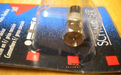 Schwaiger ÜST 9300 SAT Adapter F-Stecker  Koax-Buchse* so54