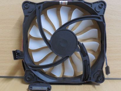 3-er Set Gehäuselüfter RGB 120mm LED 4-pin SATA Power Case FAN Lüfter* GL188
