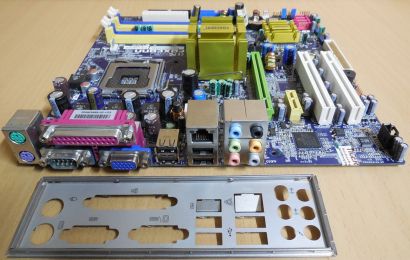 Foxconn 945G7MA-8KS2H Mainboard +Blende Sockel 775 Intel 945G DDR2 VGA LAN*m1075