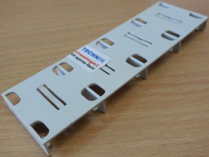 Chieftec Halterung für 4 Einbauschienen CK-1018-3 1018253 TX beige* pz1068