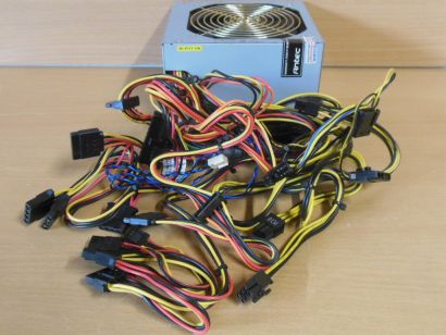 Antec True Power Trio TP3-550 550 Watt ATX Computer PC Netzteil PCIe SATA*nt1716