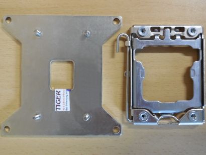 Fujitsu Celsius R670-2 Mainboard Retention Modul Sockel 1366 CPU Halter* pz2029