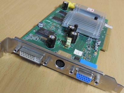 Sapphire ATI Radeon 9600 256MB DDR 128-Bit VGA S-Video TV-Out DVI Retro AGP*g809